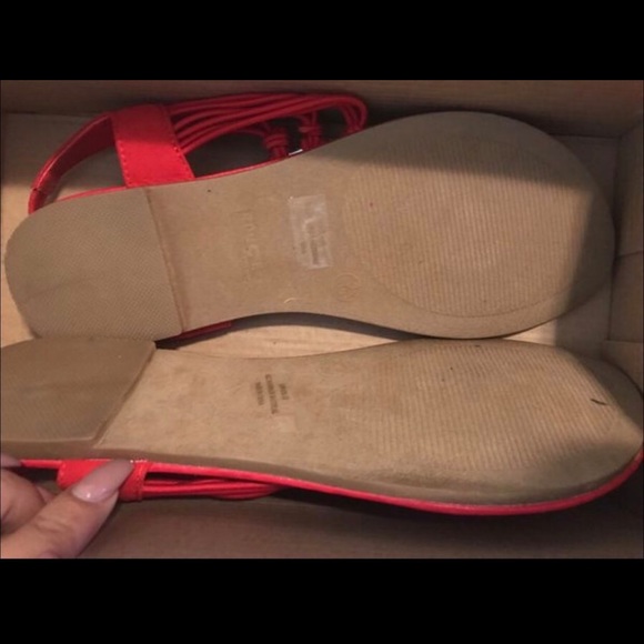 Sandals - Picture 2 of 2